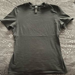 Skims Tee